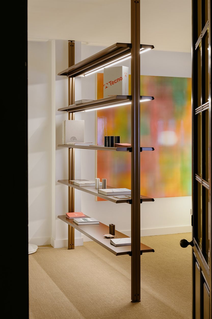 TE_24_Cosmos_V0th(0)